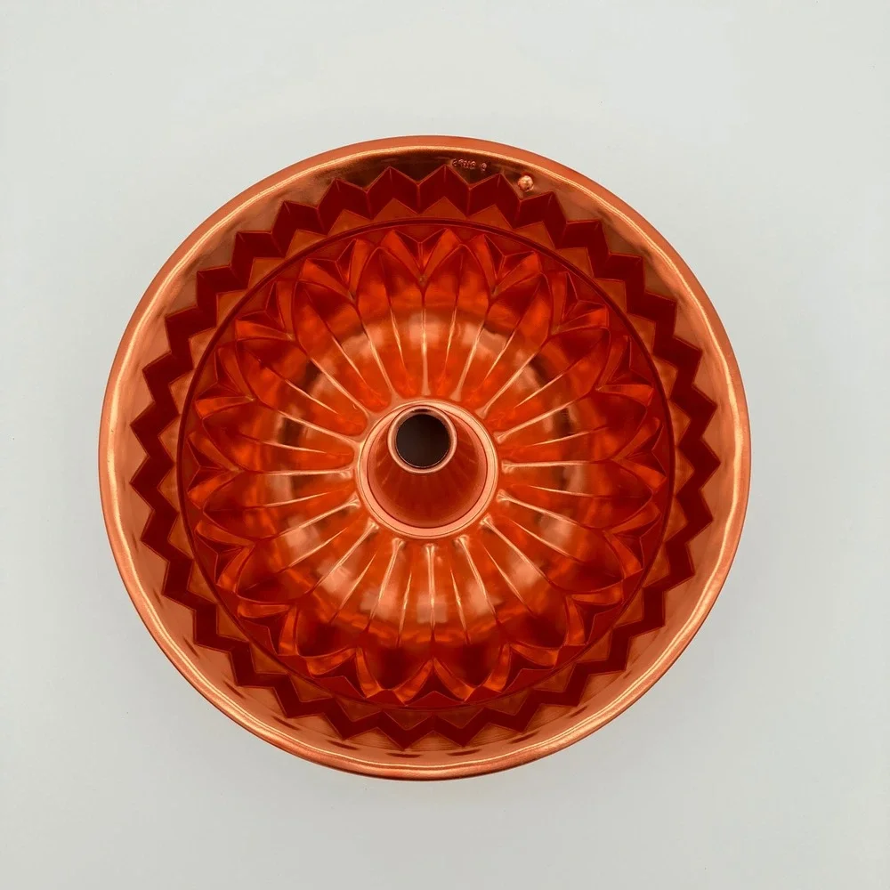 Bundt Cake Pan 8.5in Copper Tone Fluted Geometric Jello Mold Vintage